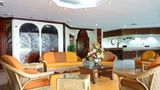 Riande Aeropuerto Hotel & Resort Lobby