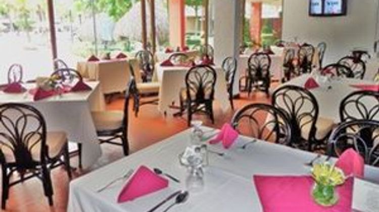 Riande Aeropuerto Hotel & Resort Restaurant