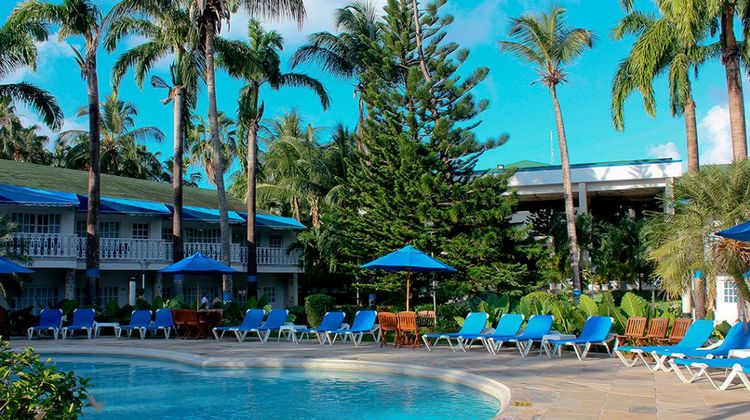 Decameron Marazul Pool