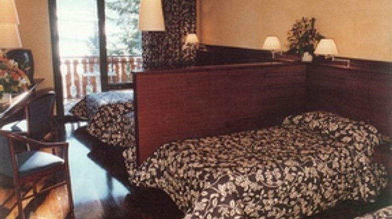 <b>Coma Hotel Room</b>