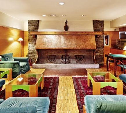 Hotel de l'Isard Lobby