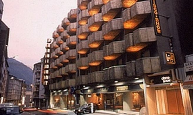 President Hotel Exterior