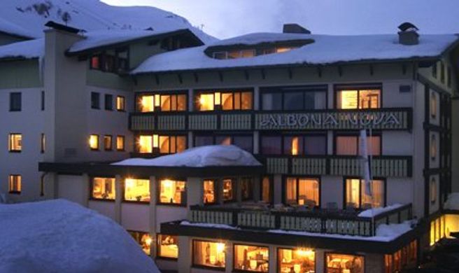 Hotel Albona Nova Exterior