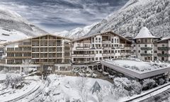 Central Hotel