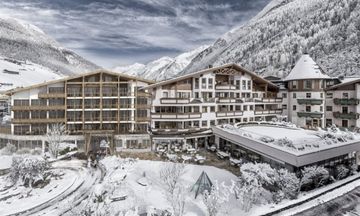 Central Hotel