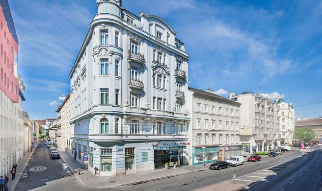 Hotel Johann Strauss Exterior