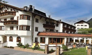 Fluchthorn Hotel