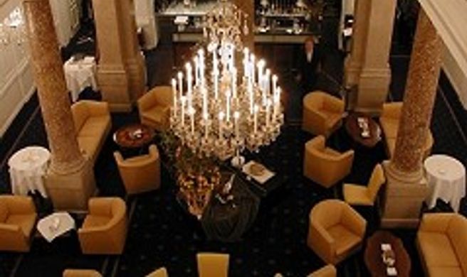 Hotel Ambassador Lobby