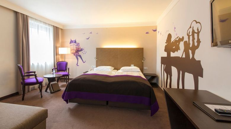 <b>Hotel der Salzburger Hof Room</b>