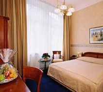 Hotel Beethoven Room