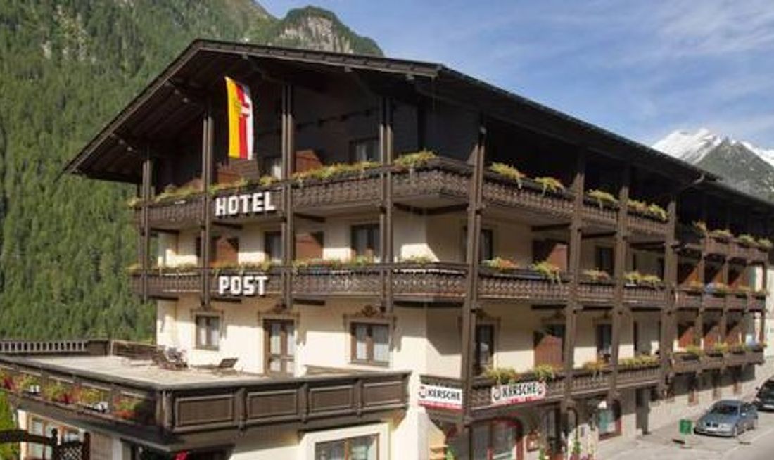 Landhotel Post Exterior