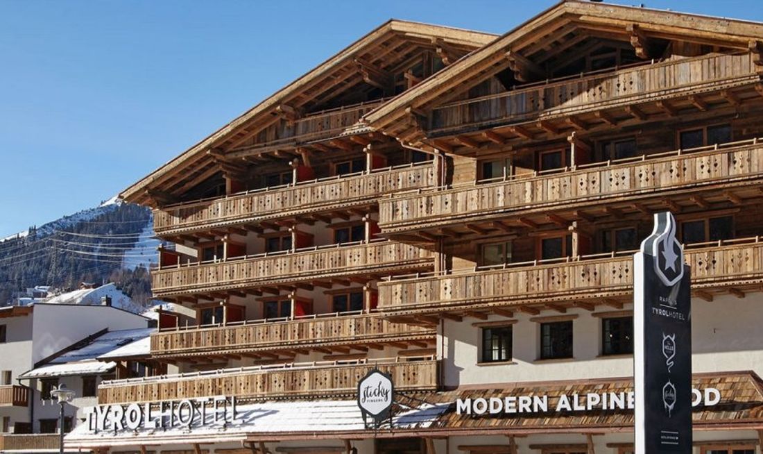 Hotel Tyrol Exterior