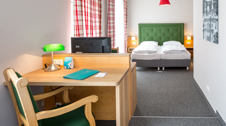 <b>Hotel Markus Sittikus - Sigl GmbH Suite</b> <b>Hotel Markus Sittikus - Sigl GmbH Suite</b>