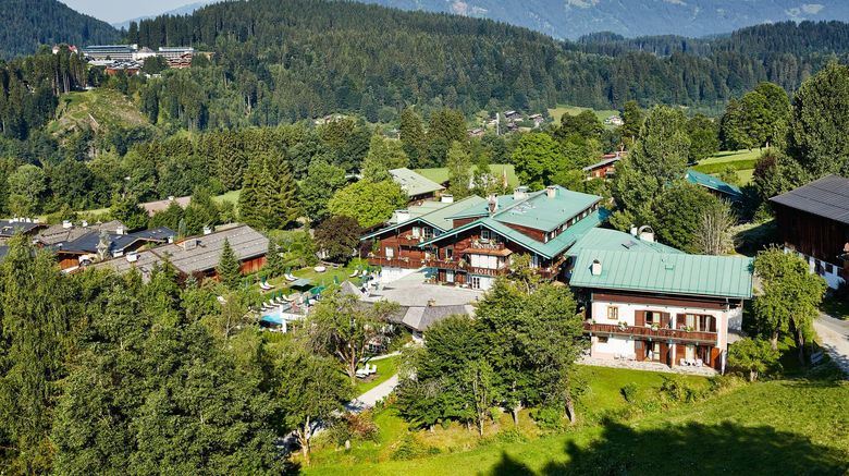 <b>Tennerhof Gourmet & Spa de Charme Hotel Exterior</b> <b>Tennerhof Gourmet & Spa de Charme Hotel Exterior</b>