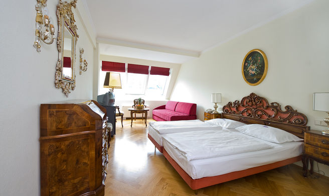 Hotel Royal Room