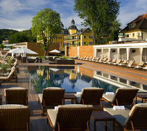 Falkensteiner Schlosshotel Velden Pool