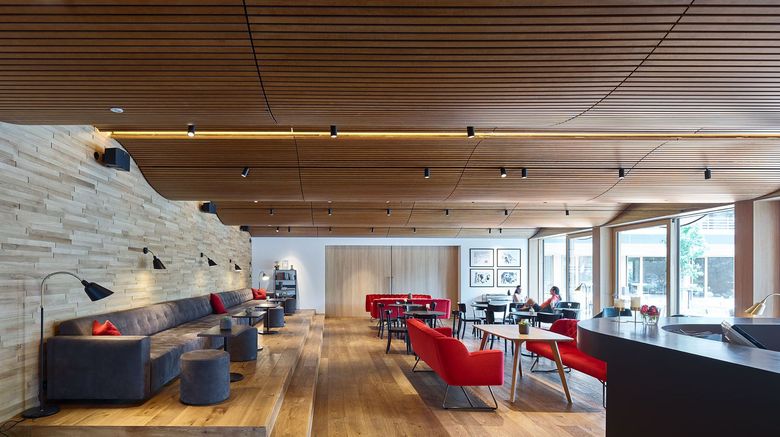<b>Schwaerzler Hotel Bar/Lounge</b> <b>Schwaerzler Hotel Bar/Lounge</b>
