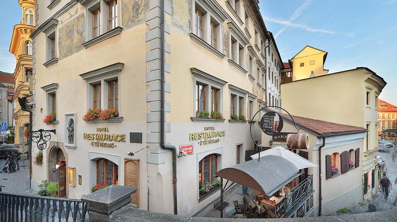 <b>Hotel u Tri Pstrosu Exterior</b>