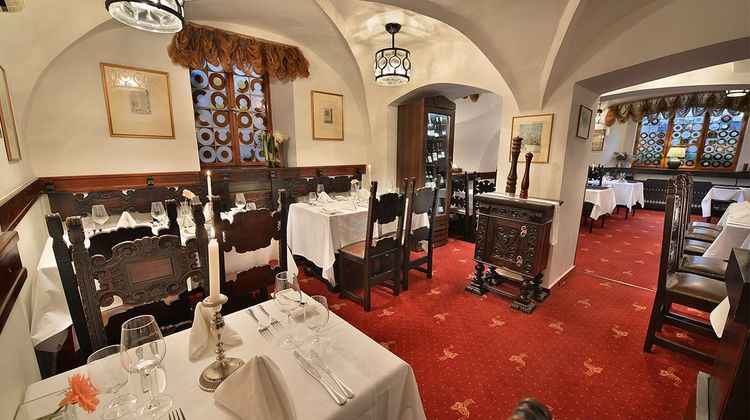 Hotel u Tri Pstrosu Restaurant