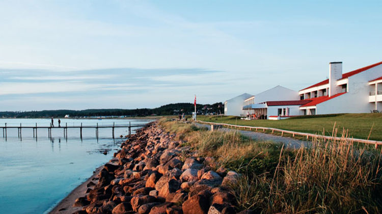 Hotel Ebeltoft Strand Exterior