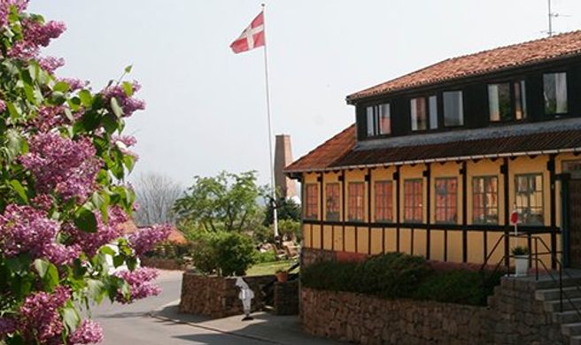 Hotel Villum Exterior