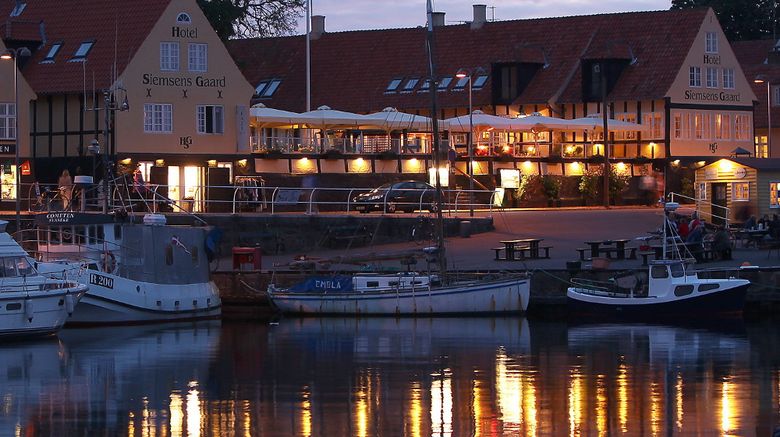 Hotel Siemsens Gaard Exterior