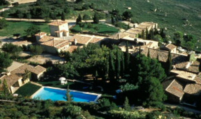 Garrigae Abbaye de Sainte Croix Exterior