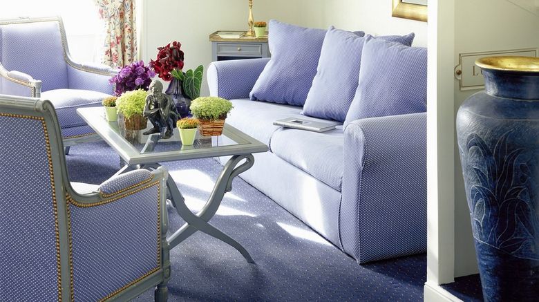 <b>Hotel California Champs Elysees Suite</b>