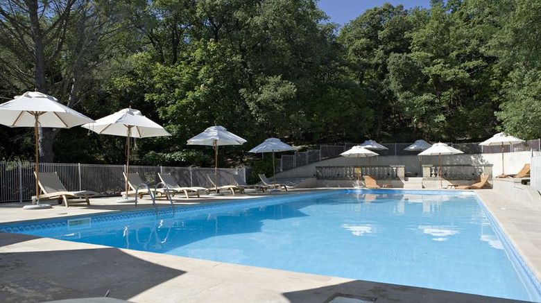 <b>Chateau de Rochegude Pool</b>