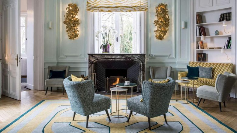 <b>Domaine de la Tortiniere Lobby</b>