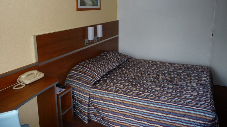 Hotel Rouen Saint Sever Room