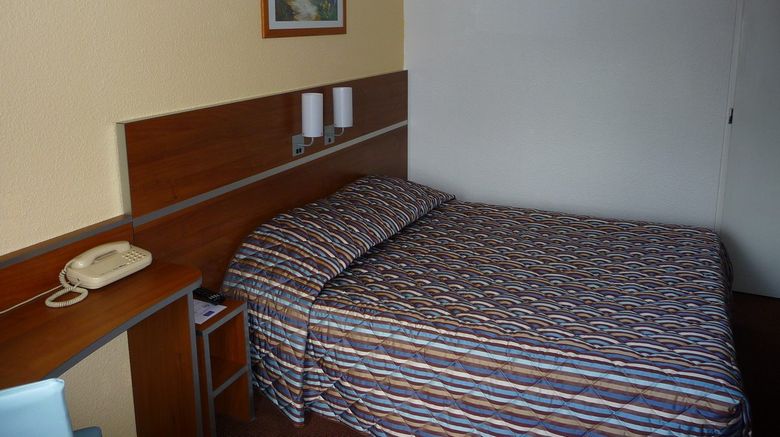 <b>Hotel Rouen Saint Sever Room</b>