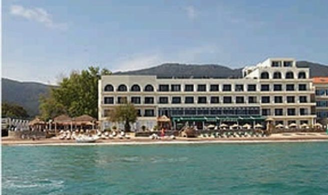Hotel Cavaliere sur Plage Exterior
