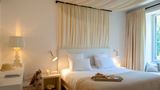 Le Vieux Castillon Room