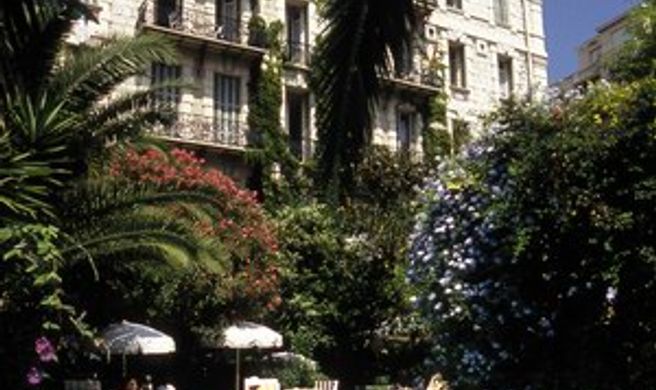 Hotel Windsor Exterior