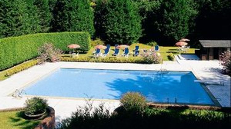Le Manoir Hotel & Golf Club Pool