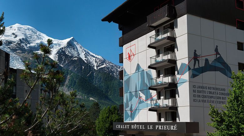 Chalet Hotel Le Prieure Exterior
