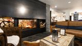 Chalet Hotel Le Prieure Lobby