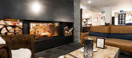 Chalet Hotel Le Prieure Lobby