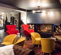 Chalet Hotel Le Prieure Lobby