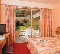 Hotel Beau-Sejour Room