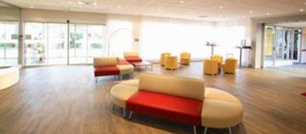 Adonis Avignon Sud Lobby