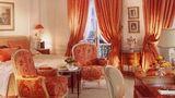 <b>Hotel Plaza Athenee Paris Room</b>