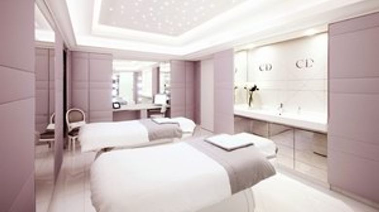 <b>Hotel Plaza Athenee Paris Spa</b>