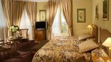 <b>Royal Hotel Paris Champs Elysees Suite</b>