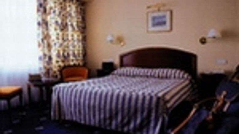 <b>Splendid Hotel & Spa Nice Room</b> <b>Splendid Hotel & Spa Nice Room</b>