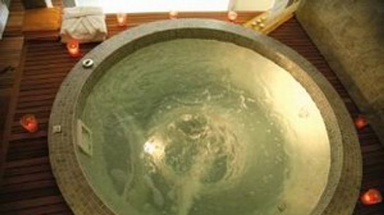 <b>Splendid Hotel & Spa Nice Spa</b> <b>Splendid Hotel & Spa Nice Spa</b>