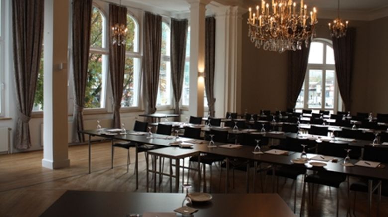 <b>Steigenberger Hotel Bielefelder Hof Meeting</b> <b>Steigenberger Hotel Bielefelder Hof Meeting</b>