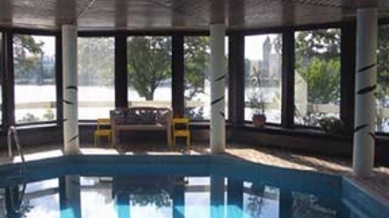<b>Diehl's Hotel Rheinterrasse Pool</b> <b>Diehl's Hotel Rheinterrasse Pool</b>