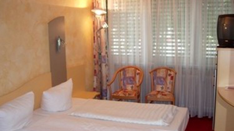 Luxor Hotel Room